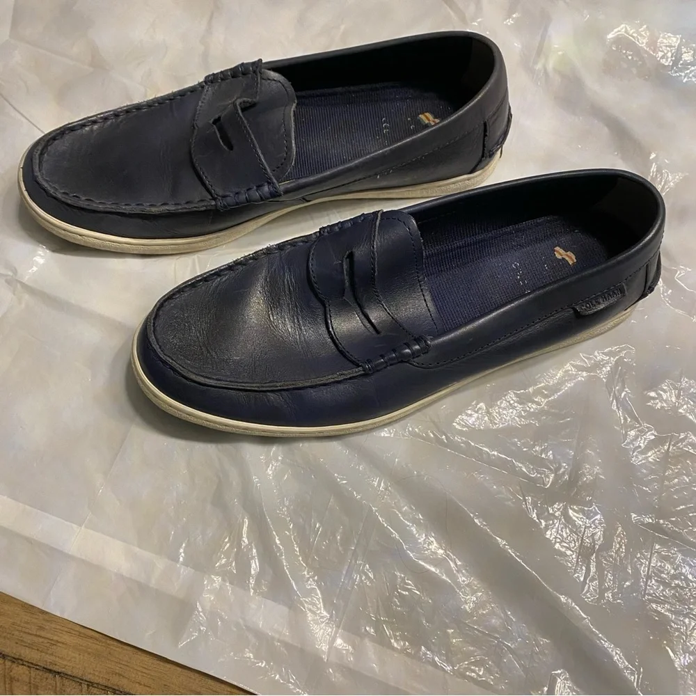 Cole Haan Leather Loafers in Navy. SZ 12 M Worn 2X